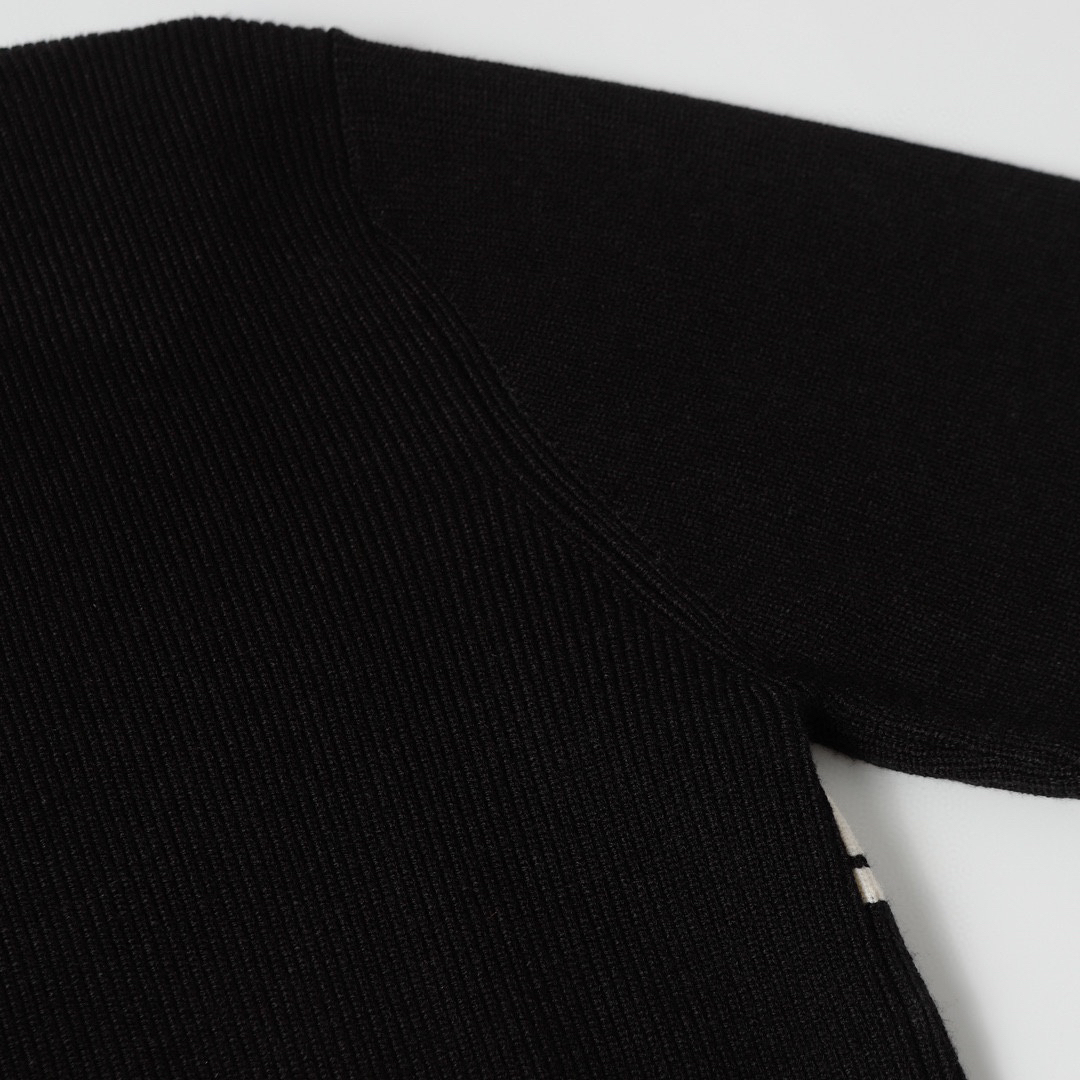 グッチ「Gucci」GGジャカード クルーネックセーター