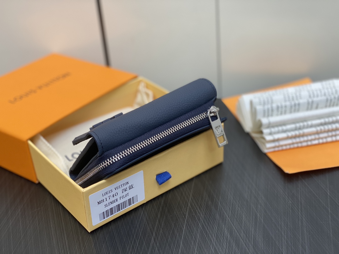ルイ・ヴィトン「Louis Vuitton」ポルトフォイユ･パイロット