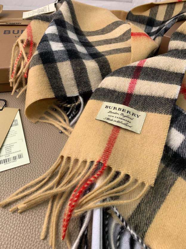 バーバリー「Burberry」チェック キャッシュウール スカーフ