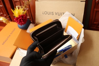 ルイ・ヴィトン「Louis Vuitton」ジッピー･コイン パース