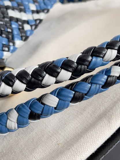 ボッテガ・ヴェネタ「Bottega Veneta」Intrecciato ミニバッグ