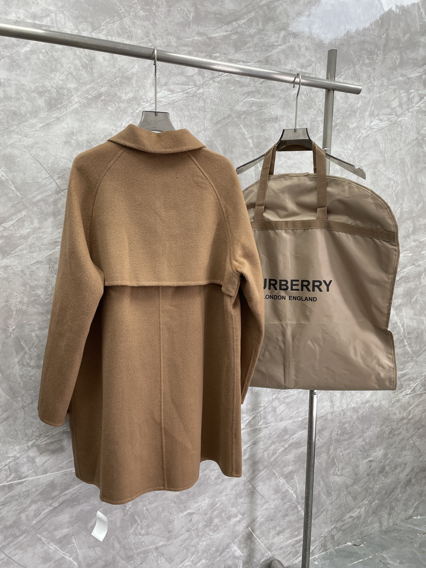 バーバリー「Burberry」 Long Wool Blend Trench Coat