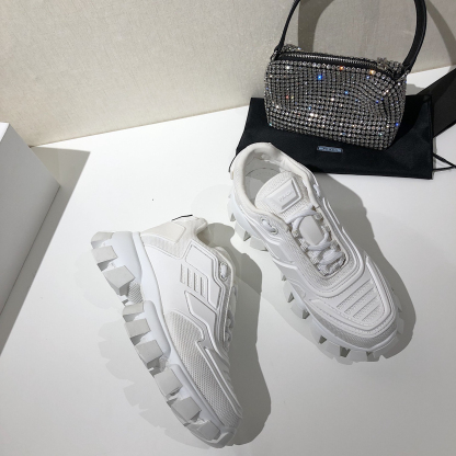 プラダ「Prada」 ディアドラ スニーカー-ISETAN PRESTIGE CURATED