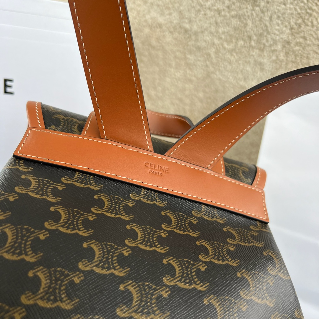 セリーヌ「Celine」FOLCO TRIOMPHE CANVASバックパック