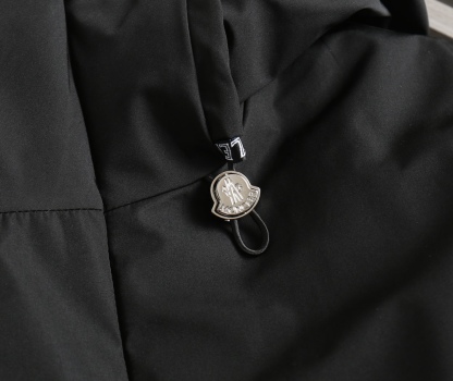 モンクレール「Moncler」カラーブロック ダウンジャケット