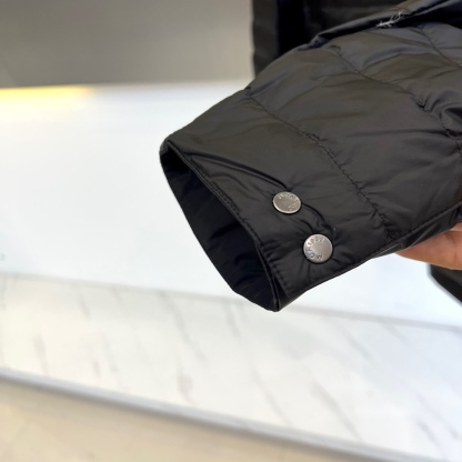モンクレール「Moncler」リバーシブル ダウンジャケット