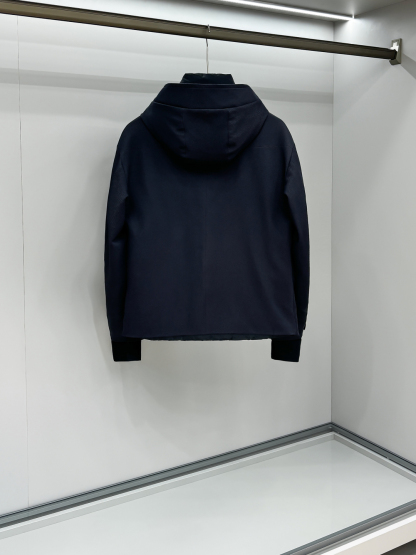 モンクレール「Moncler」Praz ショート ダウンジャケット