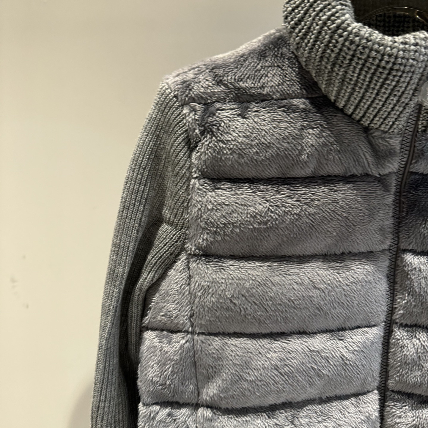 モンクレール「Moncler」パネルジップアップ ダウンジャケット