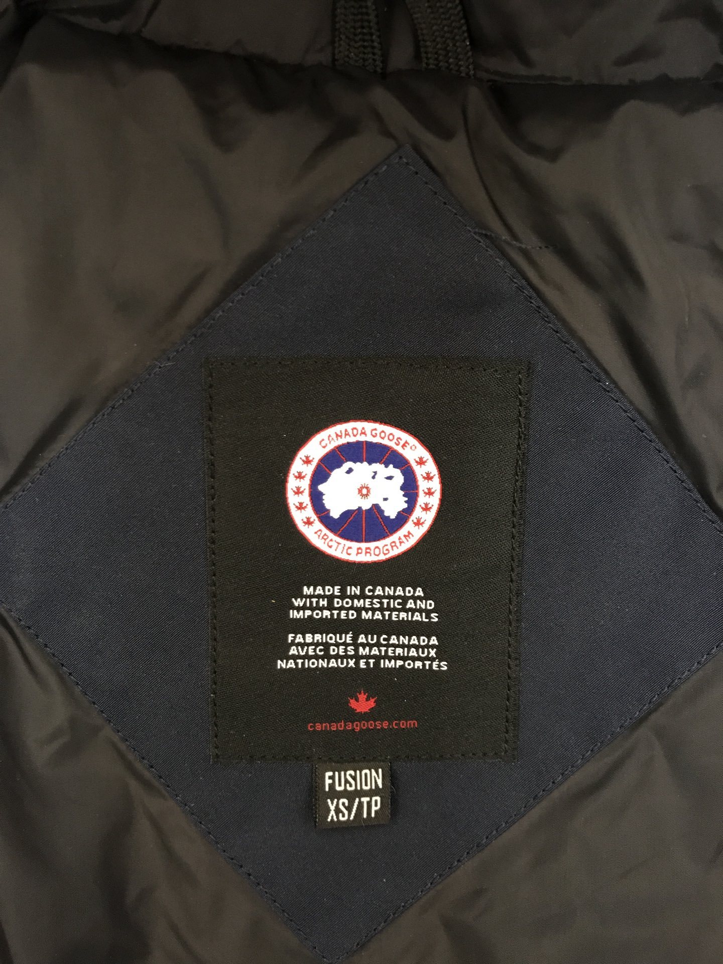 カナダグース「Canada Goose」Freestyle Crew ダウンジャケット