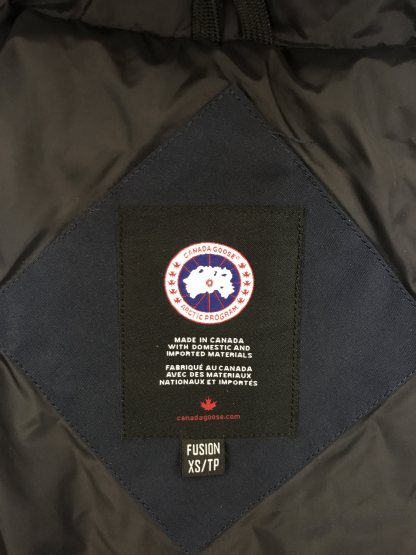 カナダグース「Canada Goose」Freestyle Crew ダウンジャケット