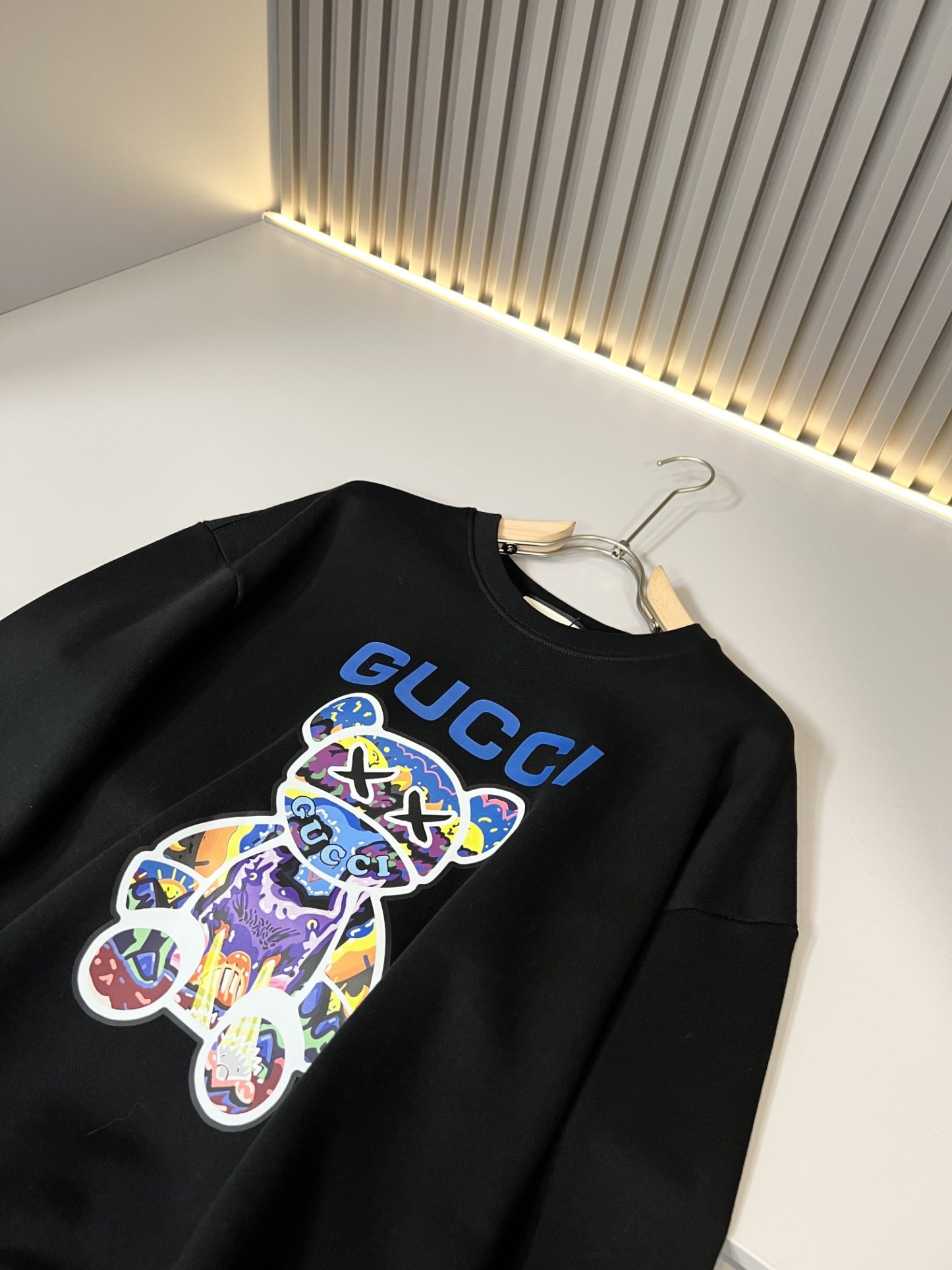 グッチ「Gucci」ユニセックス デジタルプリント ラウンドネック スウェットシャツ