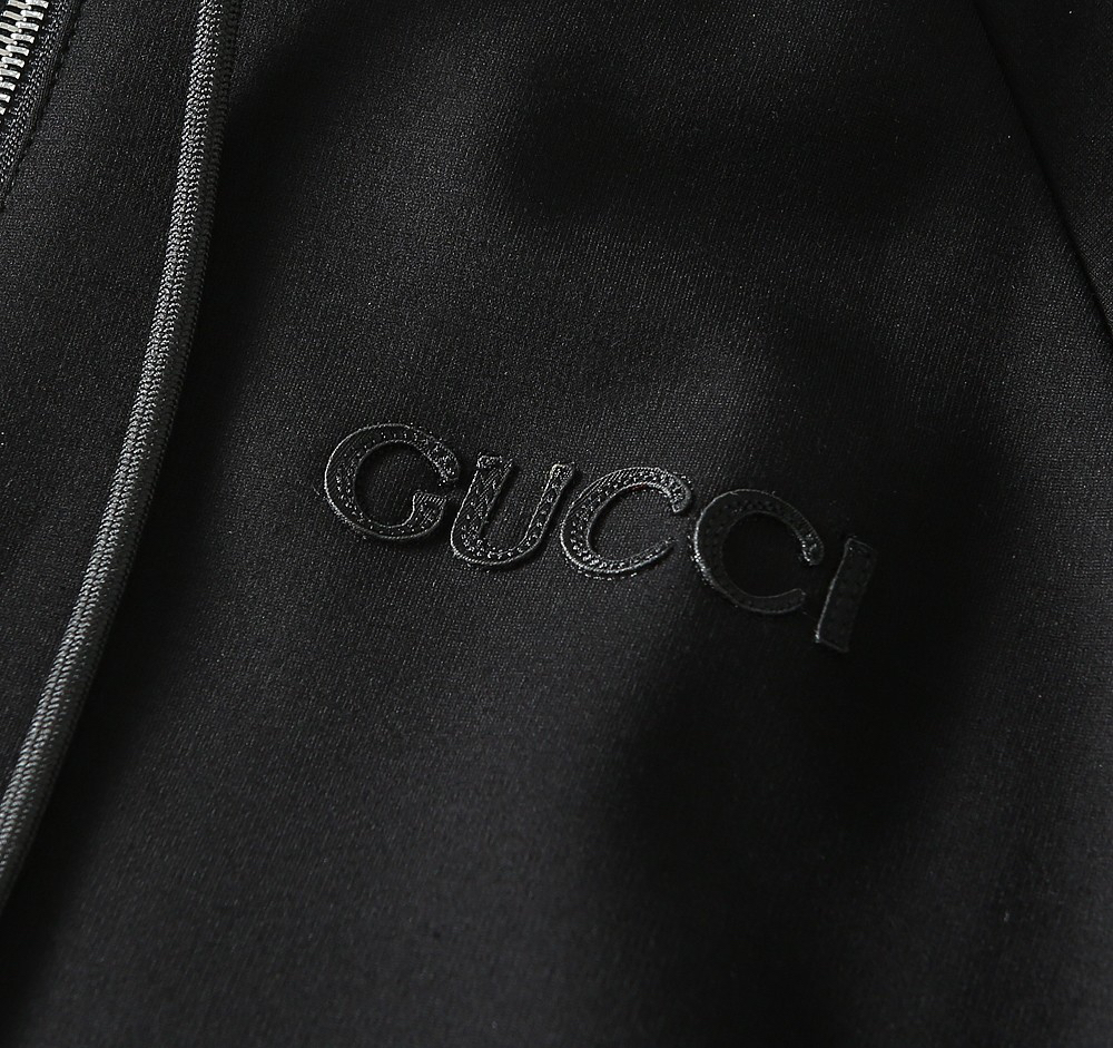 グッチ「Gucci」フーデッド スウェットシャツ
