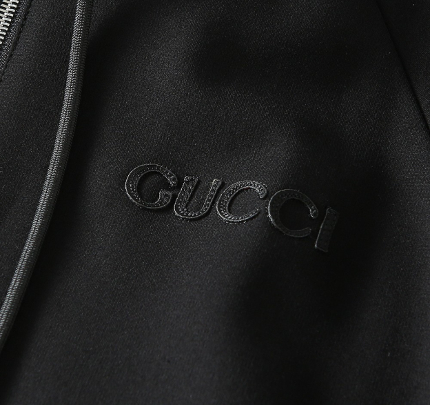 グッチ「Gucci」フーデッド スウェットシャツ