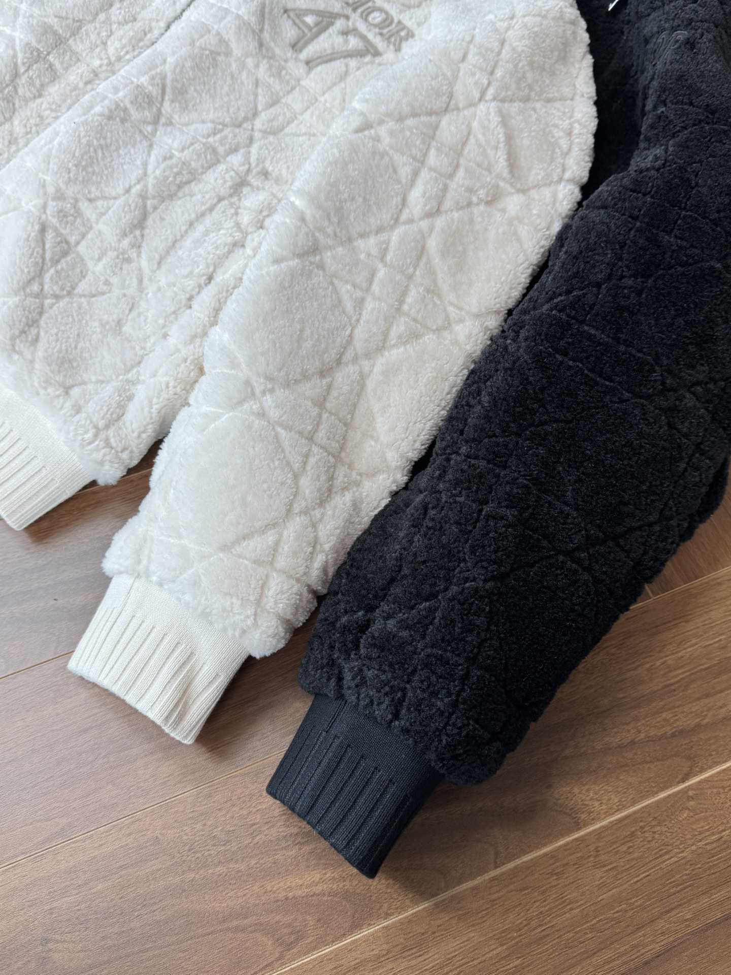 ディオール「Dior」Icons ベルテッド ジャケット