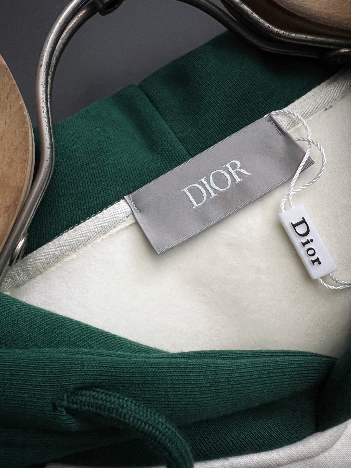 ディオール「Dior」 ヘビーウェイト フード付きスウェットシャツ