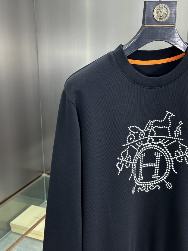 エルメス「Hermès」オートン/ウィンター キャリッジ "H" エンブロイダリー スウェットシャツ