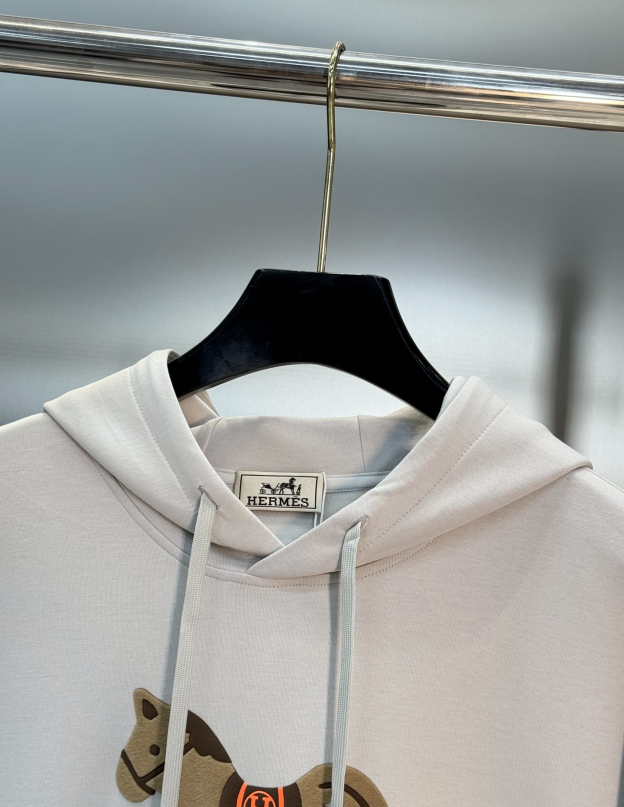 エルメス「Hermès」PARIS エンブロイダリー フーディッド スウェットシャツ