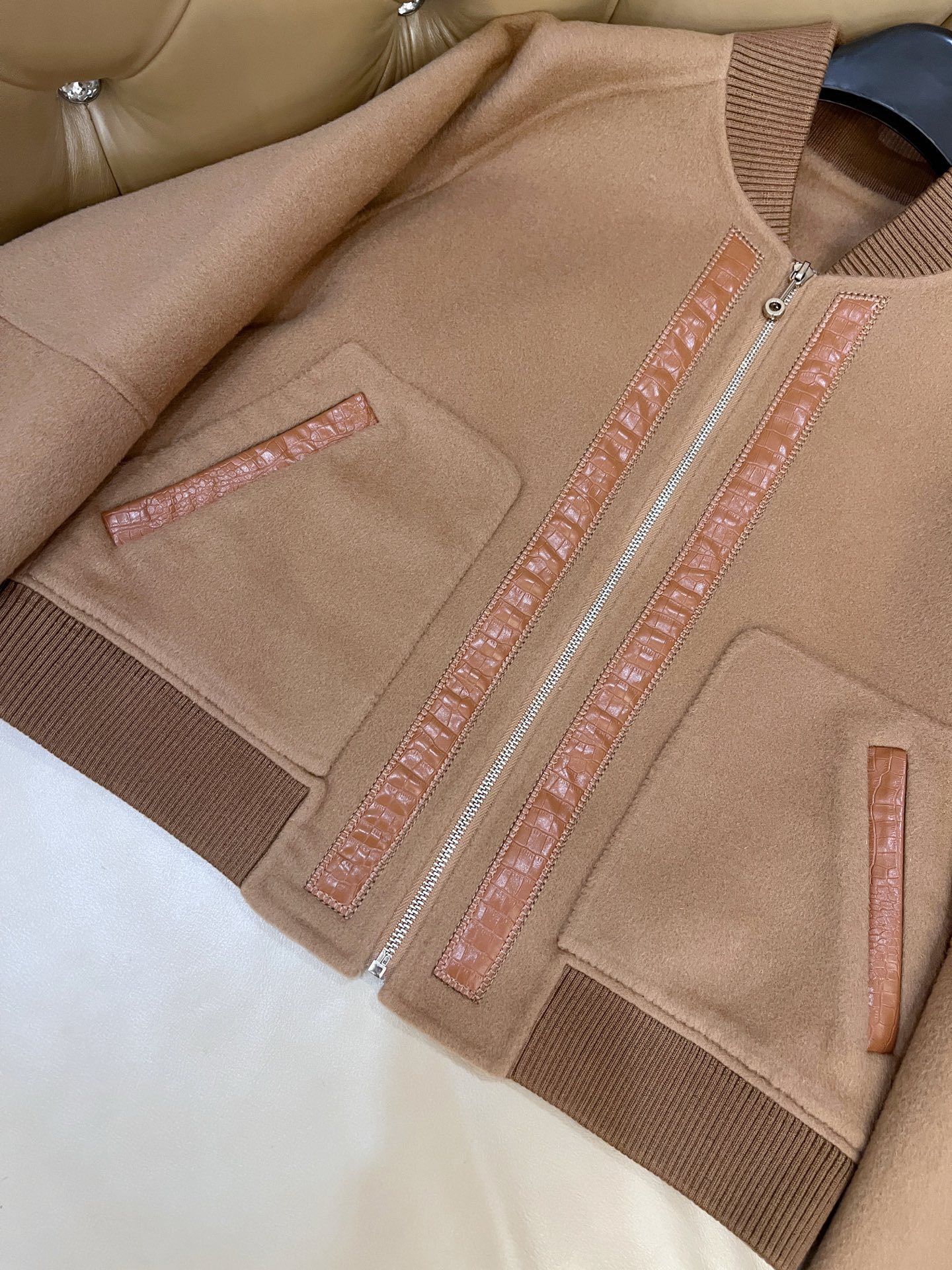 エルメス「Hermès」ダブルフェイス カシミヤ ベースボール ジャケット