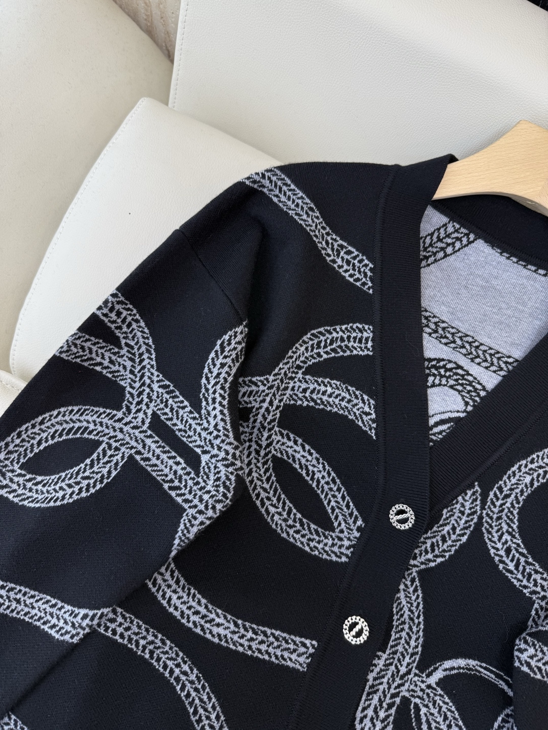 エルメス「Hermès」ロングカーディガン