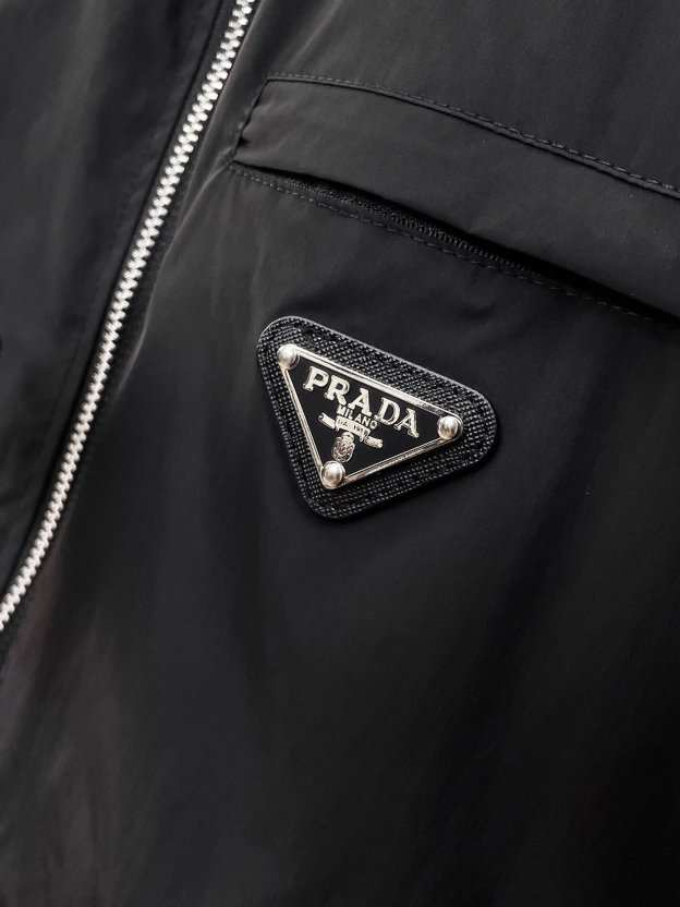 プラダ「Prada」オートン/ウィンター ジャケット