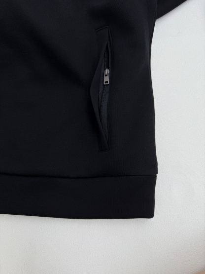 プラダ「Prada」テクニカル ジャケット