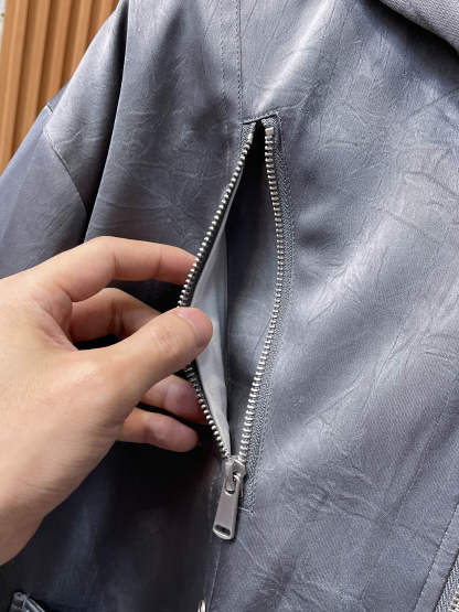 ディオール「Dior」テクニカル ジャカード ダウン ジャケット