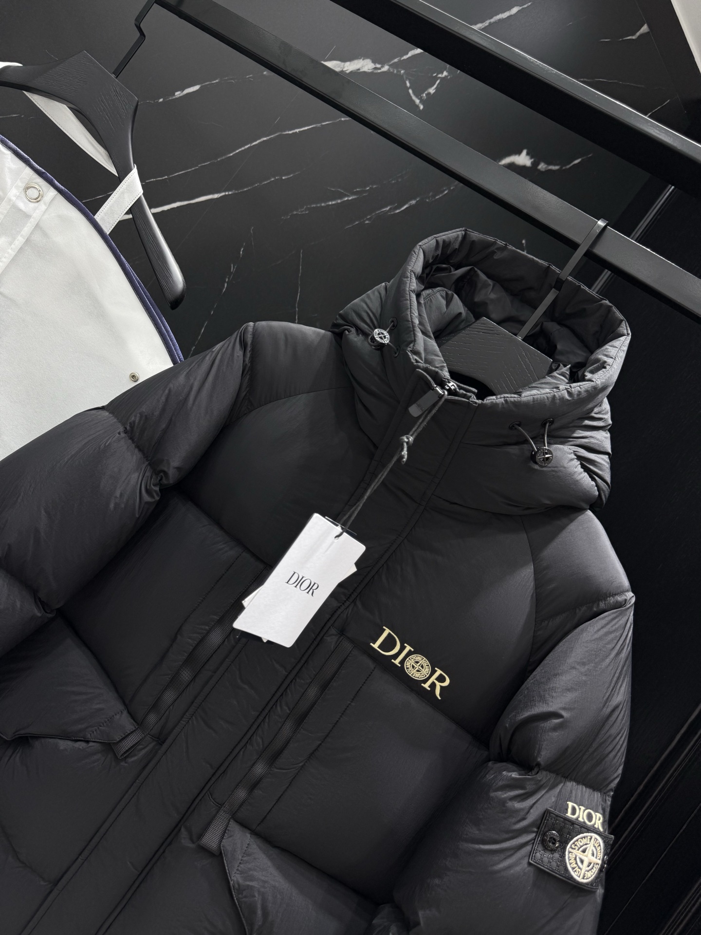 ディオール「Dior」ダウンブルゾン