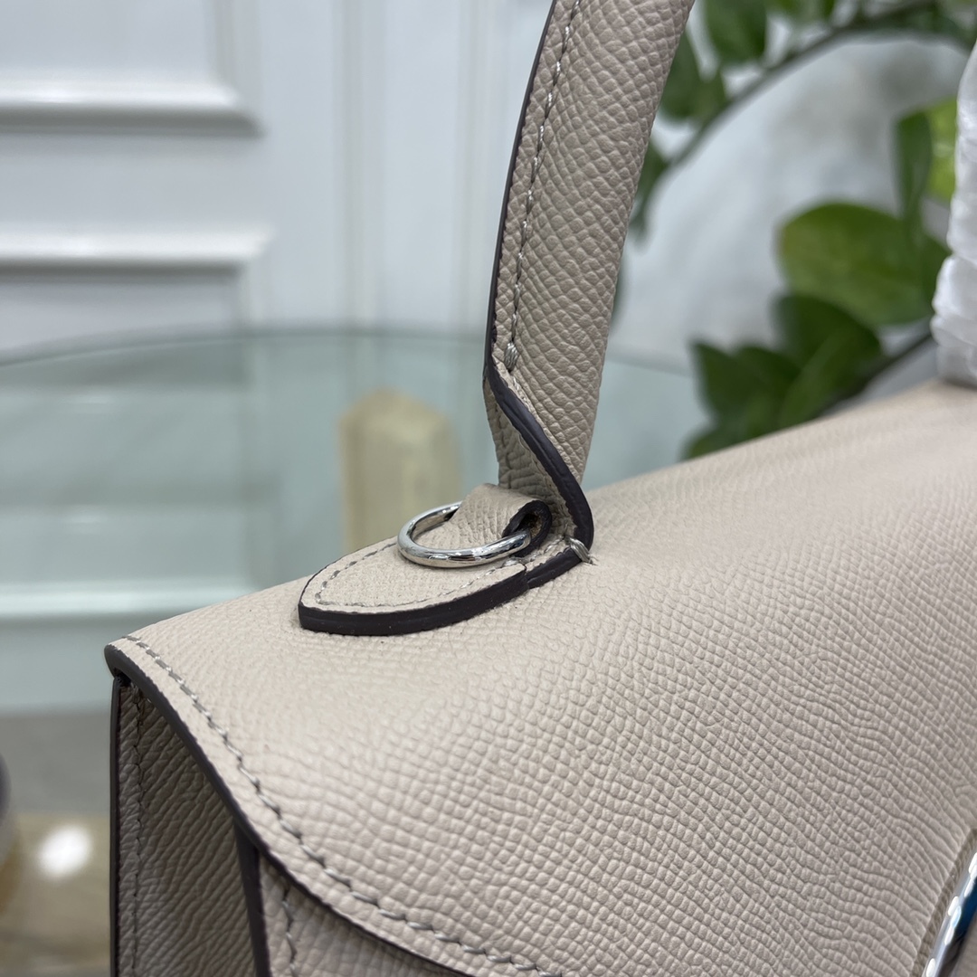 モイナ「Moynat」Gabrielle シリーズ ハンドバッグ