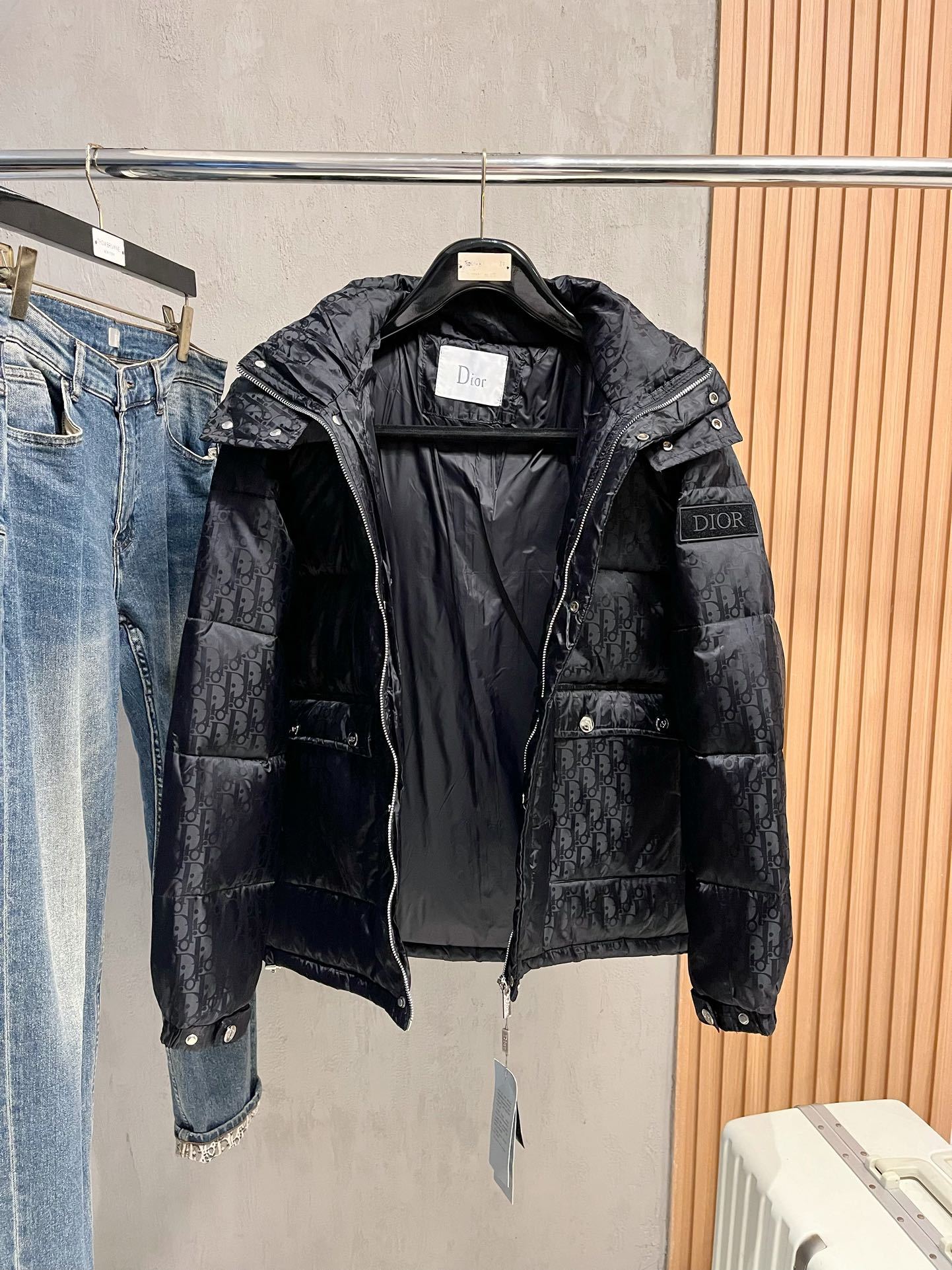 ディオール「Dior」OBLIQUE キルティング ダウンジャケット