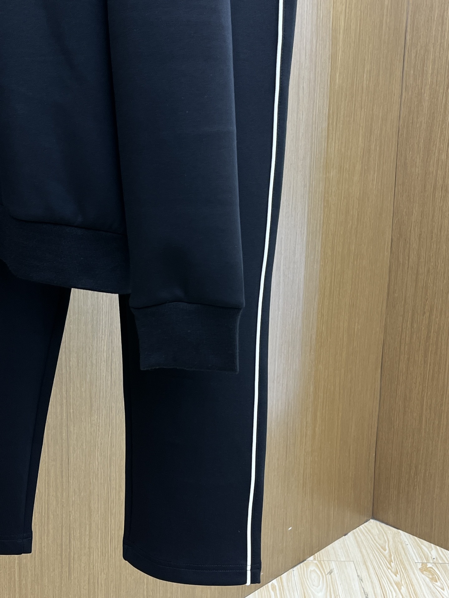 ディオール「Dior」エンブロイダリー フーデッド セットアップ