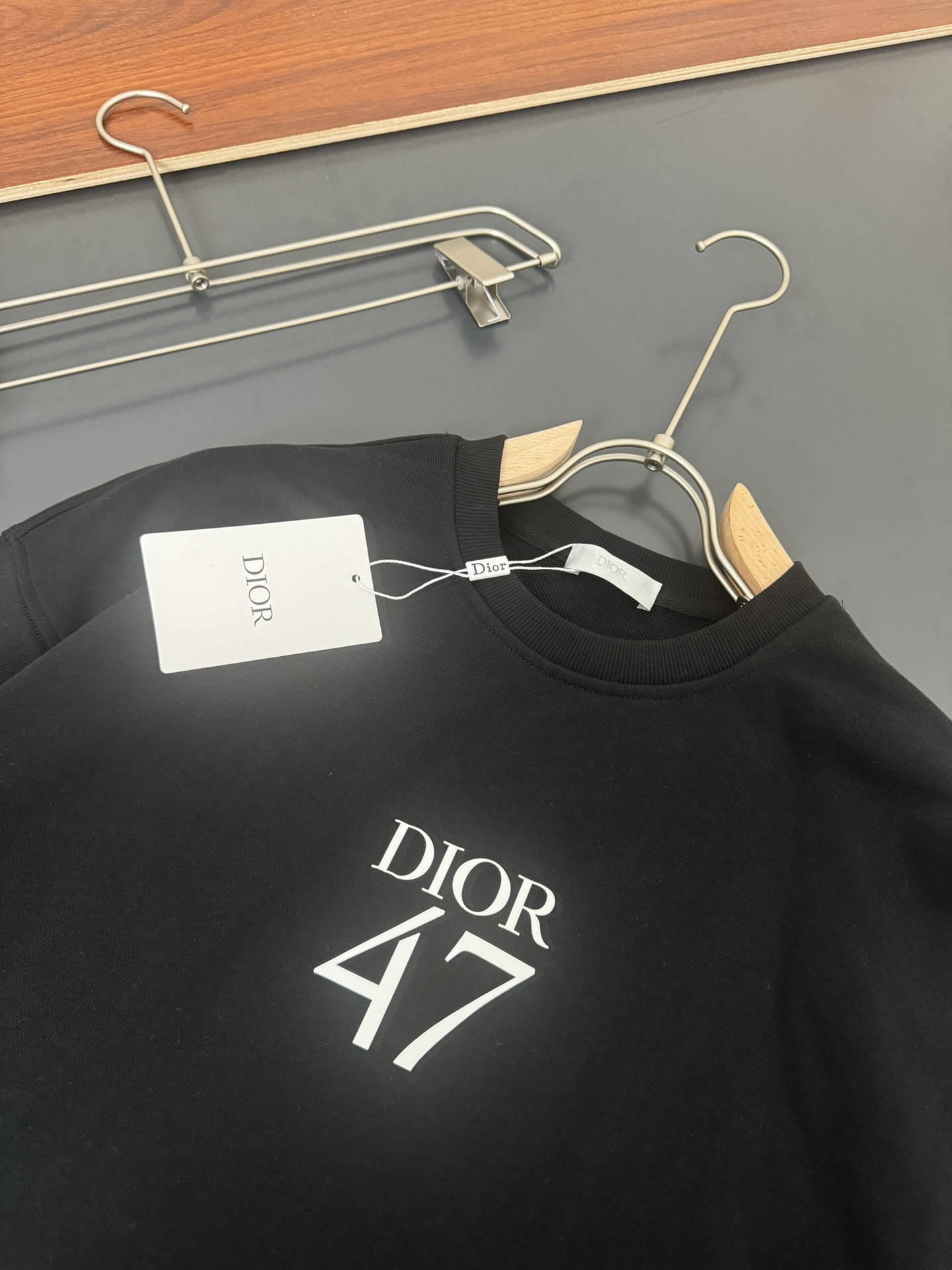 ディオール「Dior」エンブレム ロゴ プルオーバー スウェットシャツ 