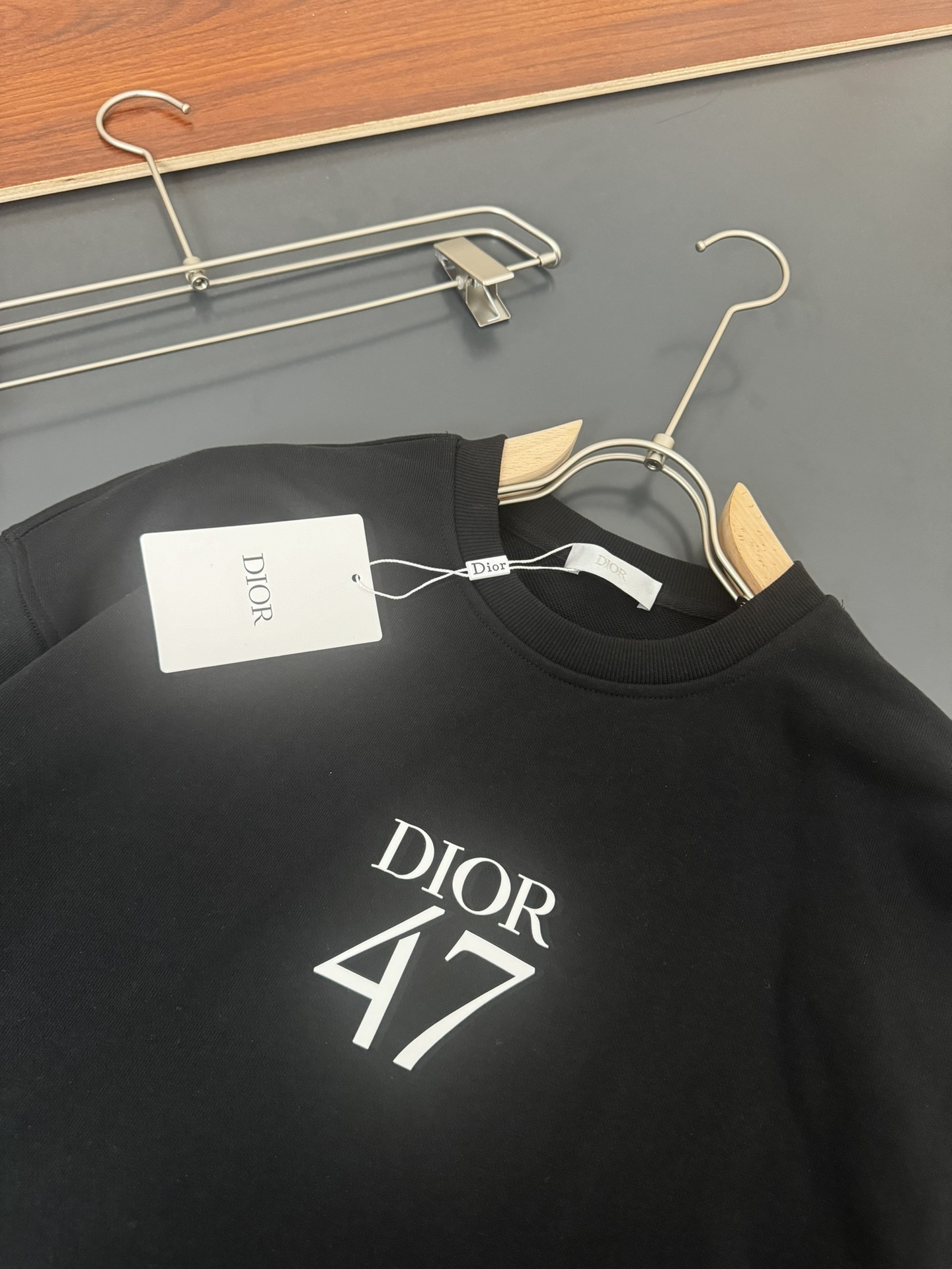 ディオール「Dior」エンブレム ロゴ プルオーバー スウェットシャツ 