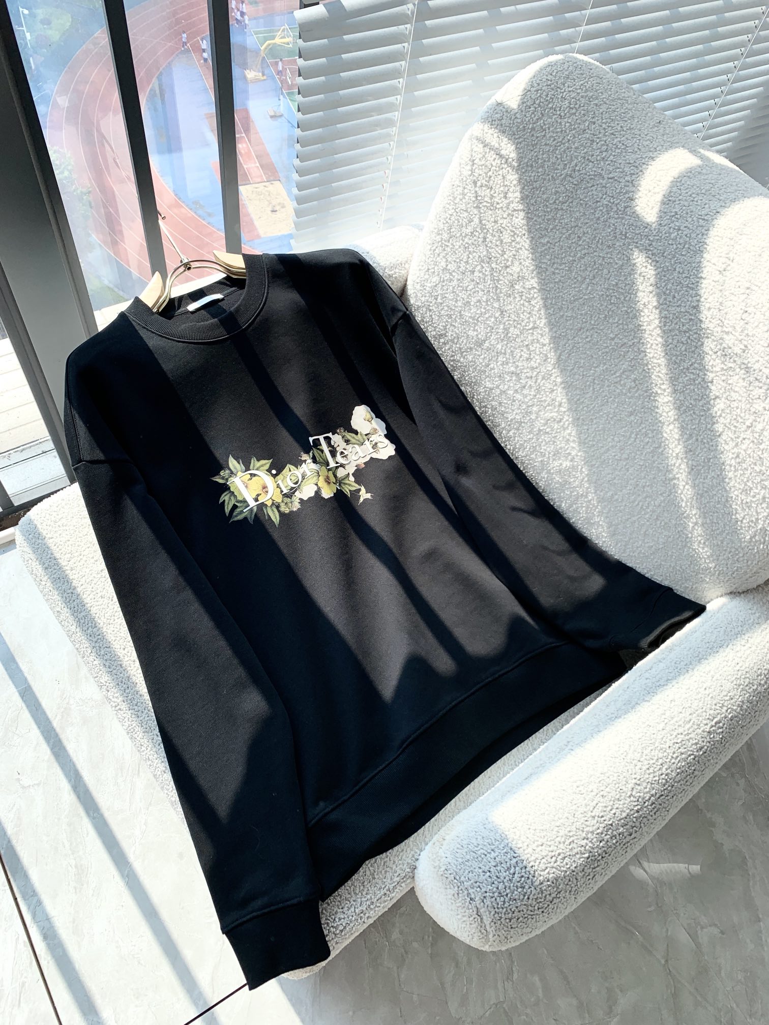 ディオール「Dior」エンブレム プルオーバー スウェットシャツ