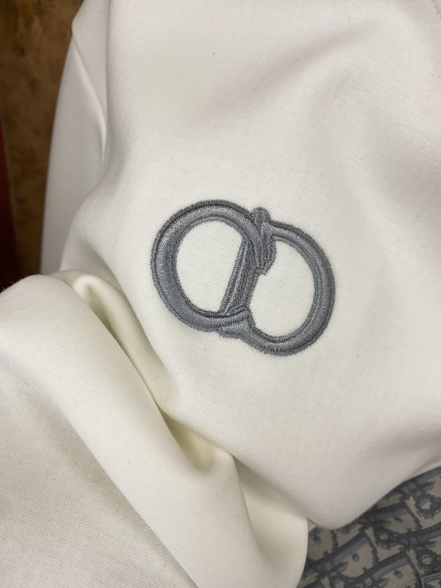 ディオール「Dior」ロゴ スウェットシャツ