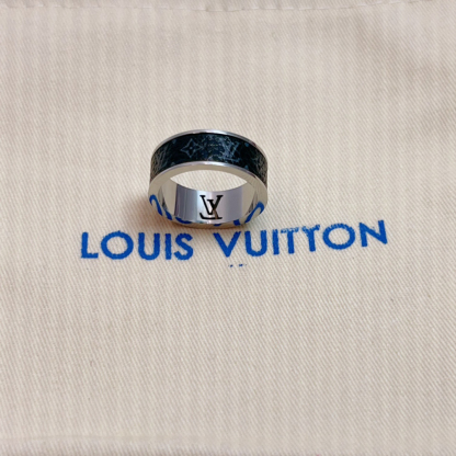 ルイ・ヴィトン「Louis Vuitton」Epi リング