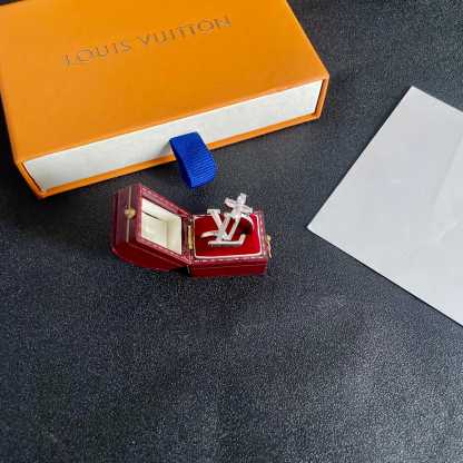 ルイ・ヴィトン「Louis Vuitton」Diamonds Pavé リング