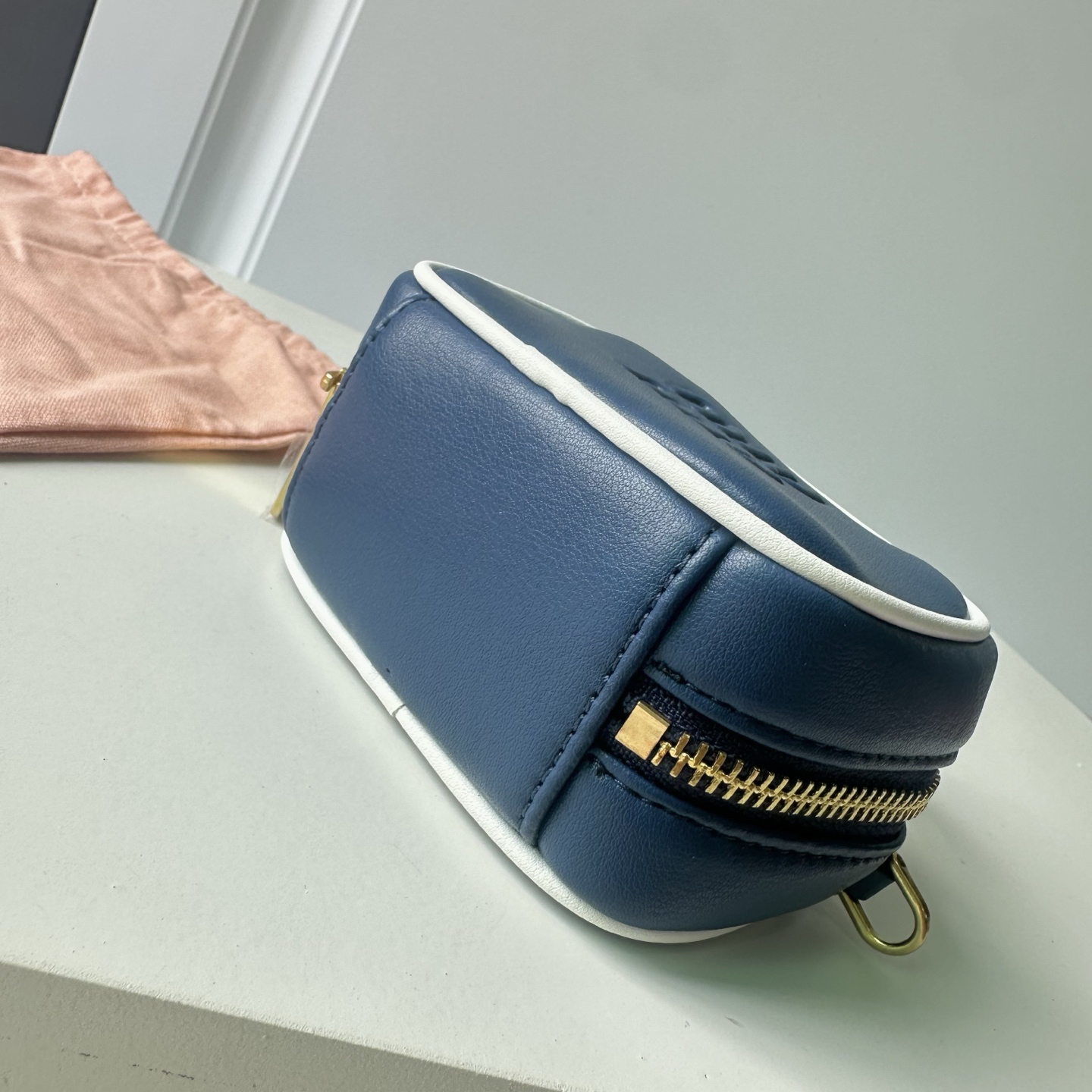 ミュウミュウ「Miu Miu」Beau Series Mini Briefcase