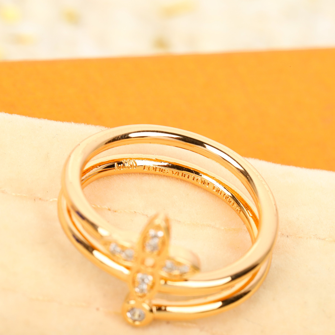 ルイ・ヴィトン「Louis Vuitton」Star Blossom リング