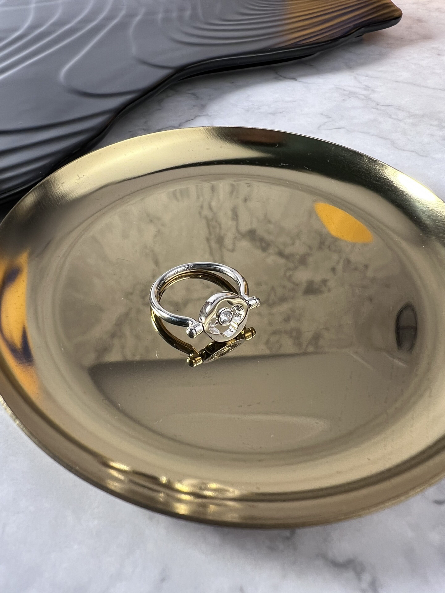 ルイ・ヴィトン「Louis Vuitton」Le Damier deリング