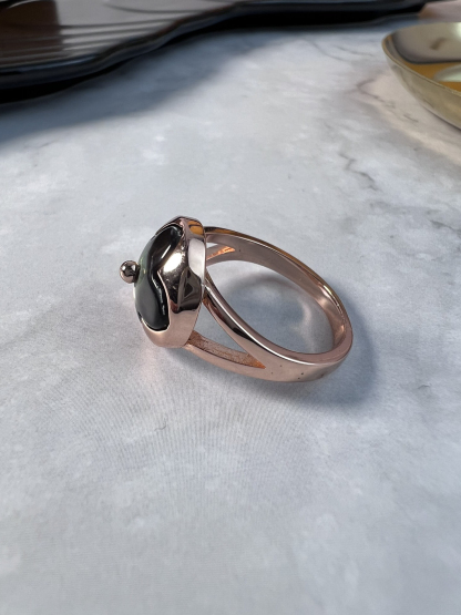 ルイ・ヴィトン「Louis Vuitton」Color Blossom リング