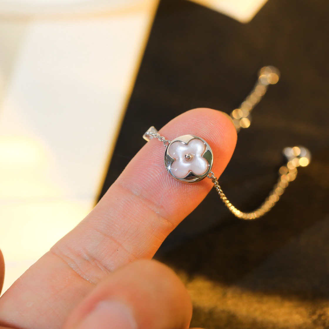 ルイ・ヴィトン「Louis Vuitton」Monogram Opal ブレスレット