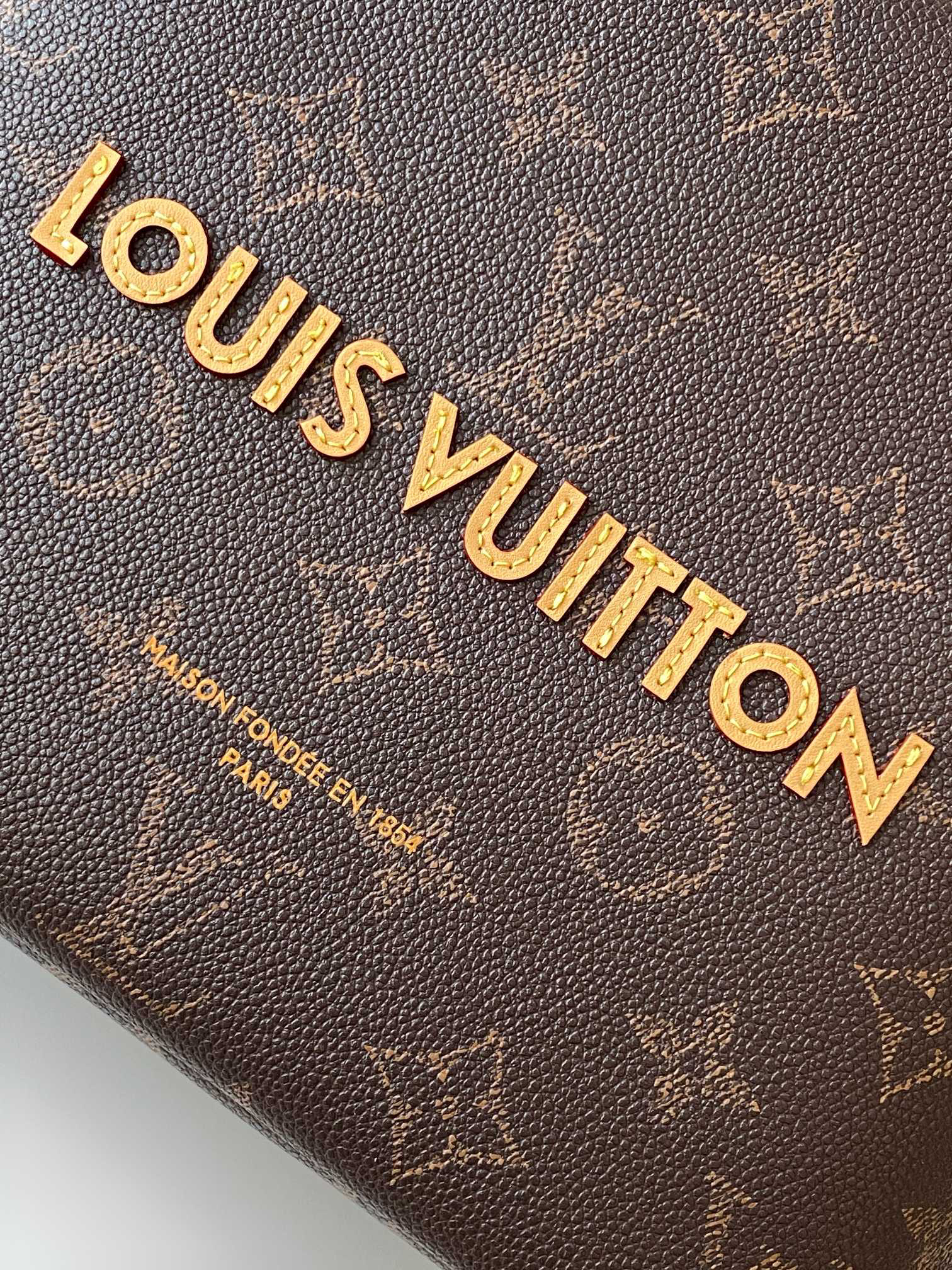 ルイ・ヴィトン「Louis Vuitton」