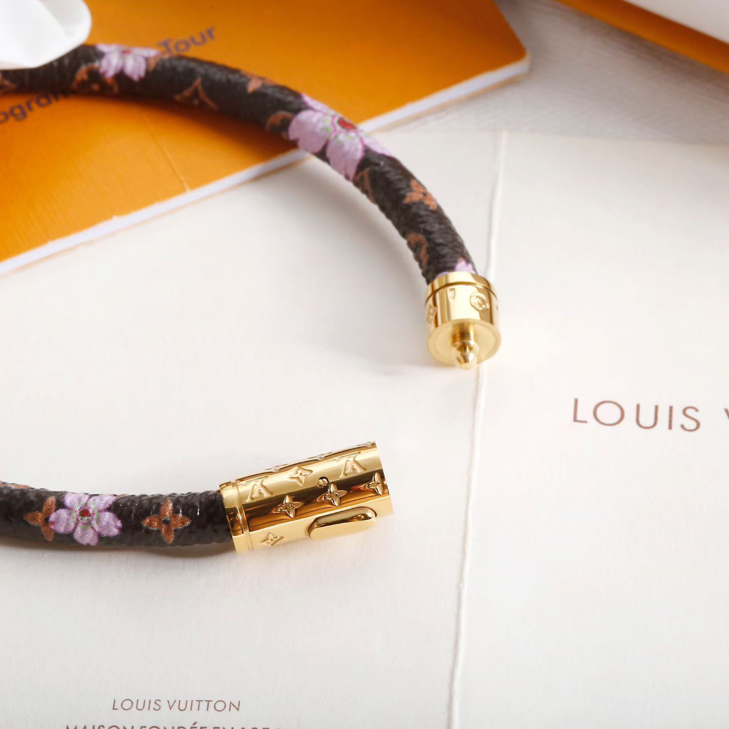 「コラボモデル」LOUIS VUITTON x TAKASHI MURAKAMI 桜のブレスレット