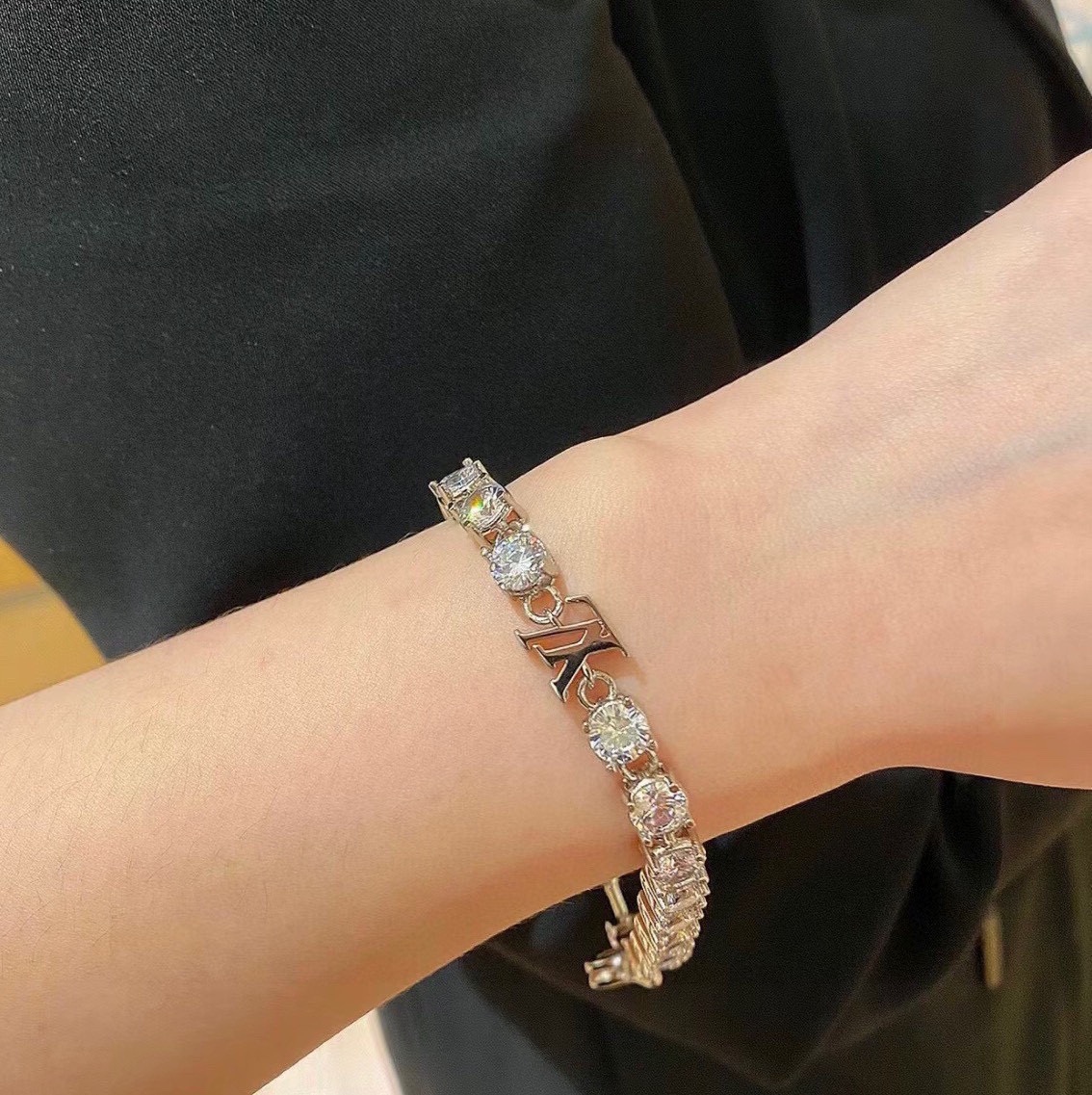 ルイ・ヴィトン「Louis Vuitton」Idylle Blossom フルダイヤ ブレスレット