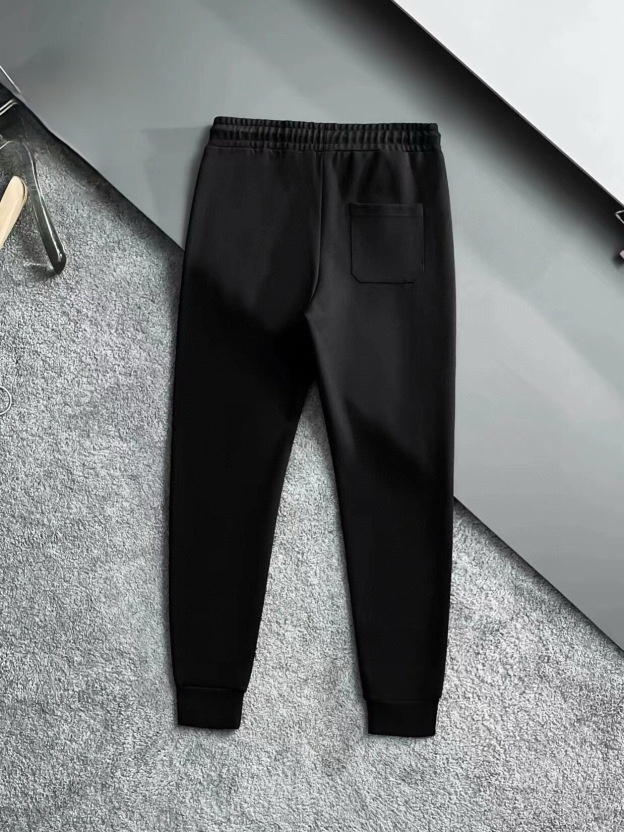 ルイ・ヴィトン「Louis Vuitton」2025 秋冬コレクション トレーナーセットアップ 