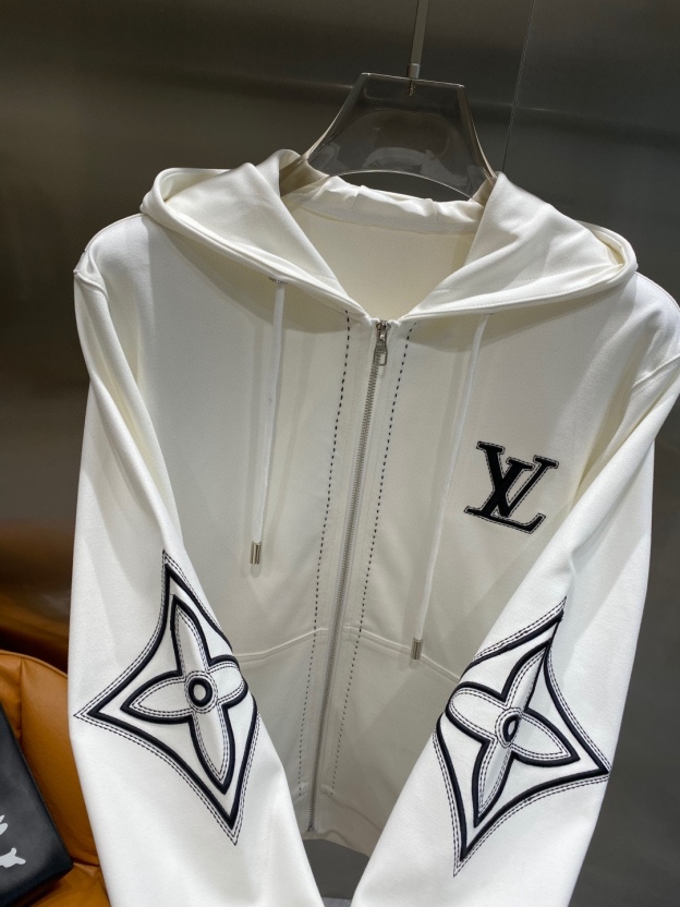 ルイ・ヴィトン「Louis Vuitton」2025 秋冬コレクション トレーナーセットアップ 