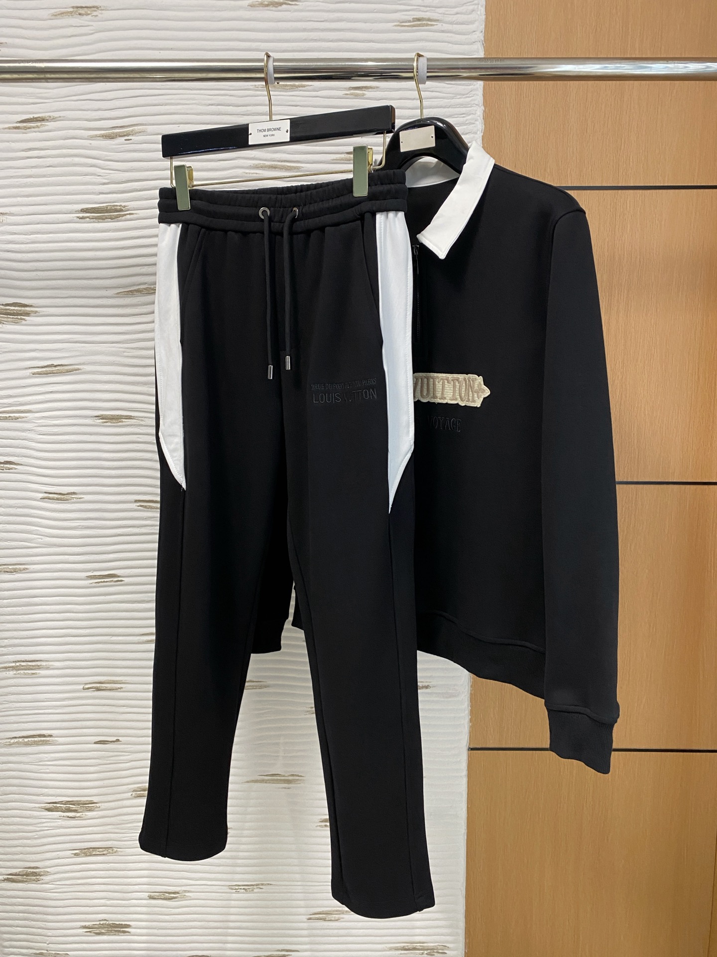 ルイ・ヴィトン「Louis Vuitton」2025秋冬 メンズ スポーツウェア セットアップ
