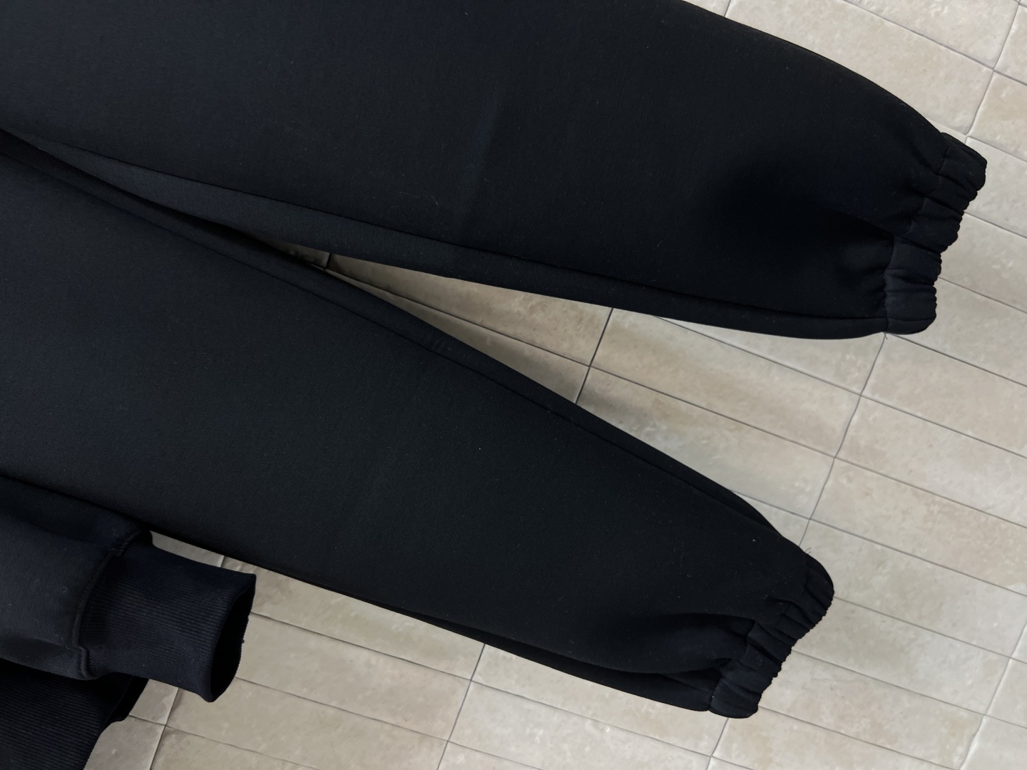 ルイ・ヴィトン「Louis Vuitton」2025秋冬 メンズ スポーツウェア セットアップ