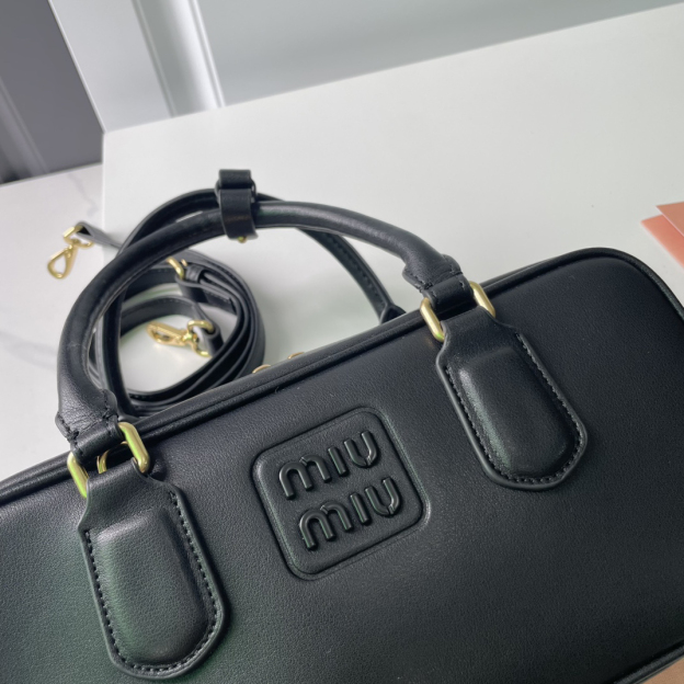 ミュウミュウ「Miu Miu」ボストンボウリングバッグレディースショルダーバッグ