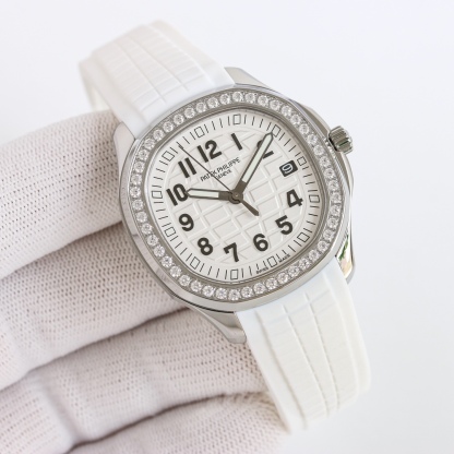 パテック フィリップ「Patek Philippe」アクアノート ルーチェ 5268R 38.8MM